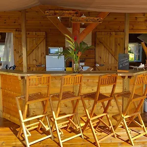 https://lodyssee-des-sens-gite-lotus.comcaribbean.com
