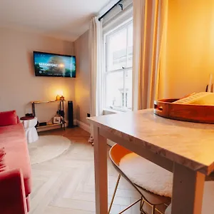 1 Bed - , Bath United Kingdom